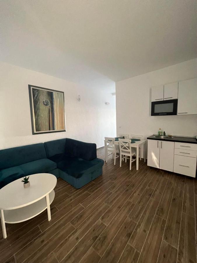 Apartments Stanaj Ülgün Dış mekan fotoğraf