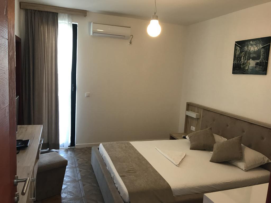 Apartments Stanaj Ülgün Dış mekan fotoğraf