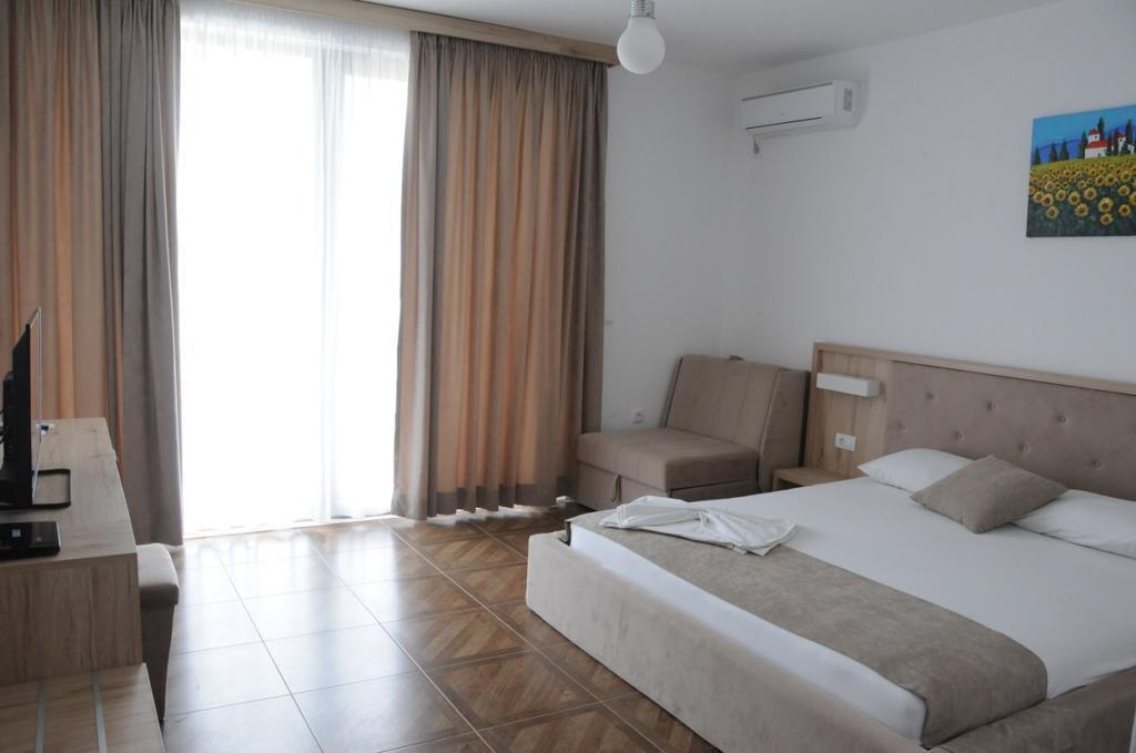 Apartments Stanaj Ülgün Dış mekan fotoğraf
